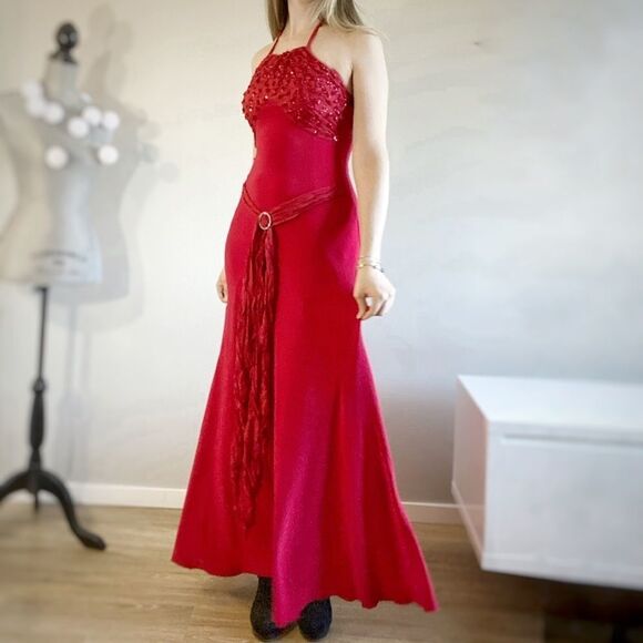 Vintage Red Beaded floor length Dress Trumpet Fit High Neckline, Sleeveless Gown - Picture 4 of 10
